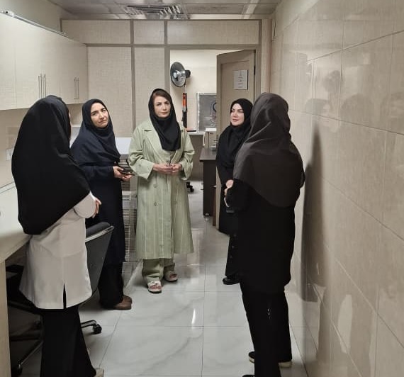 پیگیری‌ رفع مشکلات مراکز تحقیقاتی/ بازدید از مرکز تحقیقات علوم اعصاب